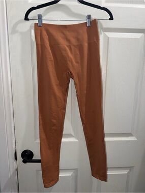 Alphalete Amplify Rust Brown High-Waist Leggings